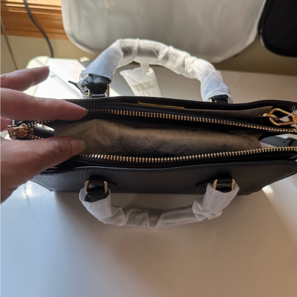 Michael Kors Black Valerie Small Satchel NWT!! - Picture 3 of 3